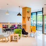 ホテル Zentral Ave サラゴサ