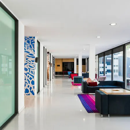فندق Zentral Ave