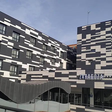 Zentral Ave 4*