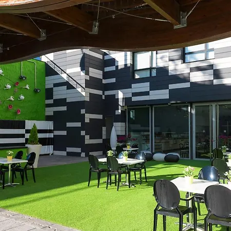 Zentral Ave 호텔 사라고사