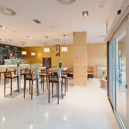 Zentral Ave 4* Zaragoza