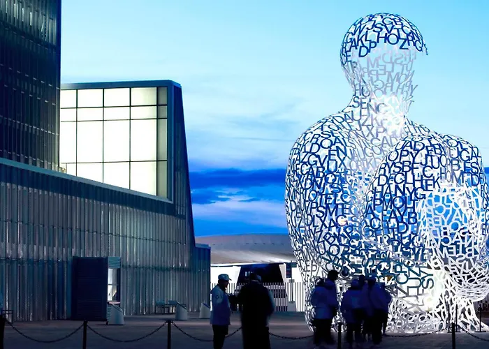 Zentral Ave Hotel Saragoça